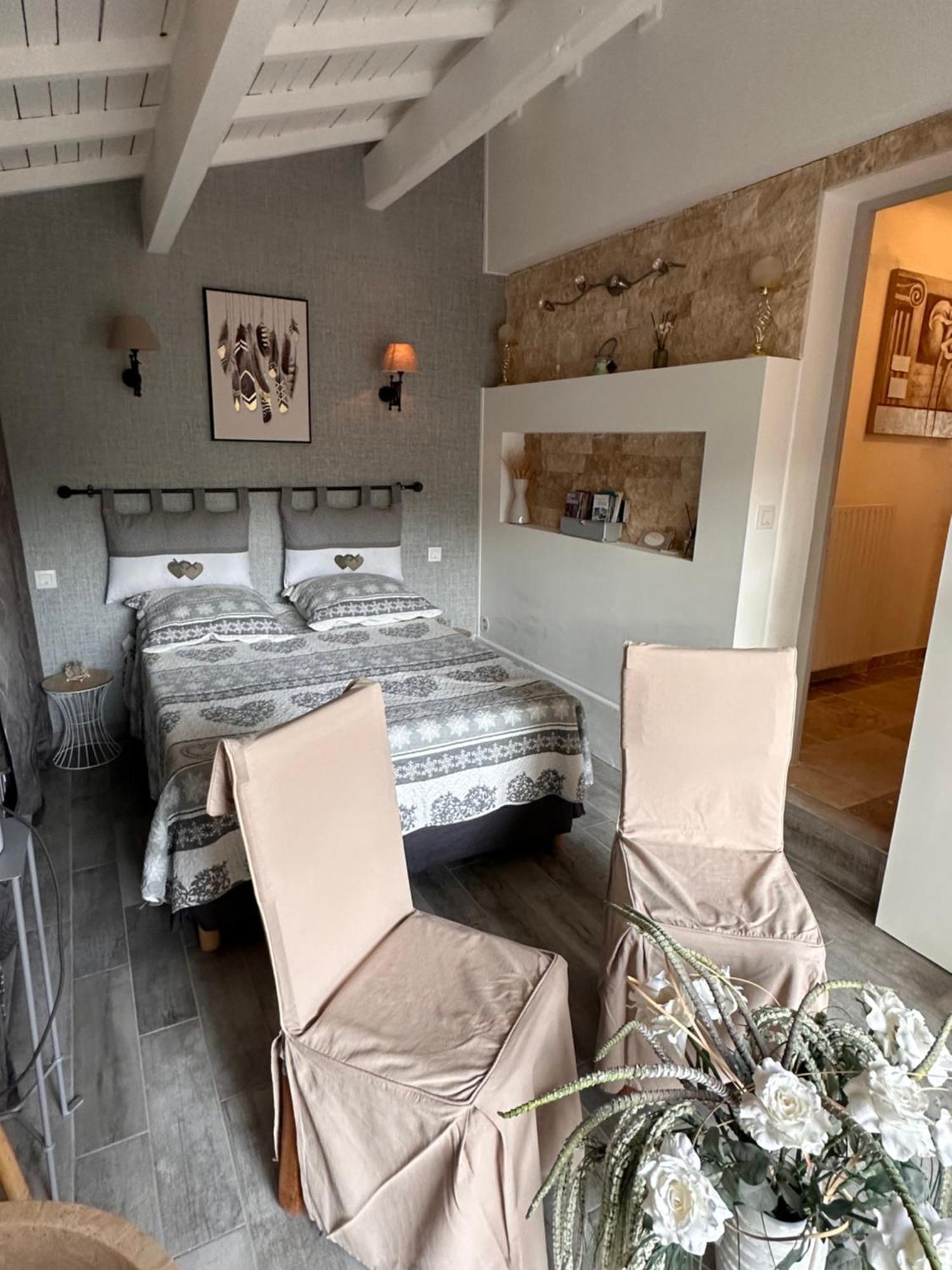 Beau Ciel Apartment Chateauneuf-de-Gadagne Ngoại thất bức ảnh