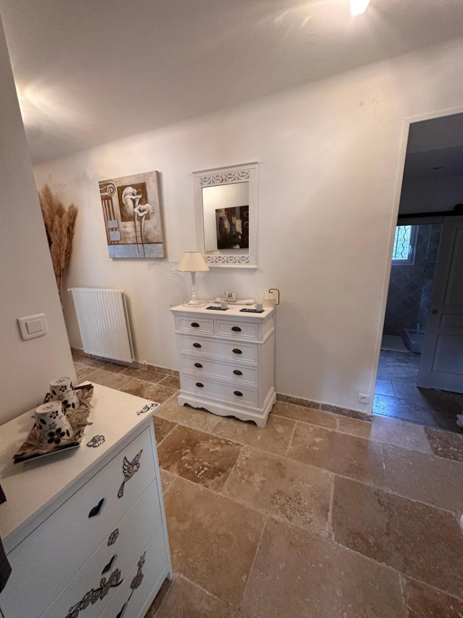 Beau Ciel Apartment Chateauneuf-de-Gadagne Ngoại thất bức ảnh